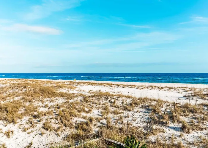 Waterfront With Expansive Corner Balcony Grill Area & Multiple Shared Pools Gulf Shores